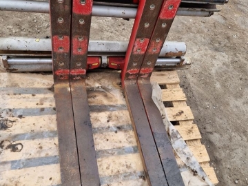 Paletyzer na dwie palety Durwen DPK30C podwójny paletyzer